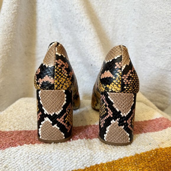 1. State Harvie Pump Bisque Multi Snake Print US Size 9 - Picture 6 of 6